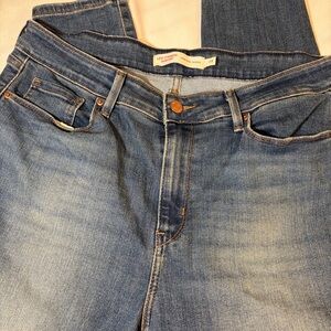 Levi's Women's Light Blue High-Rise Jeans